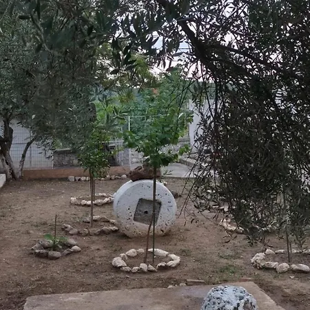 Дом отдыха Afrodite's House Voreio